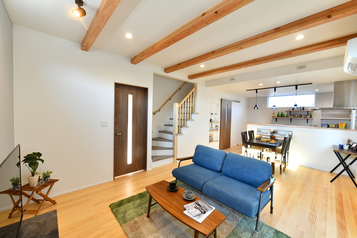 リビングダイニング