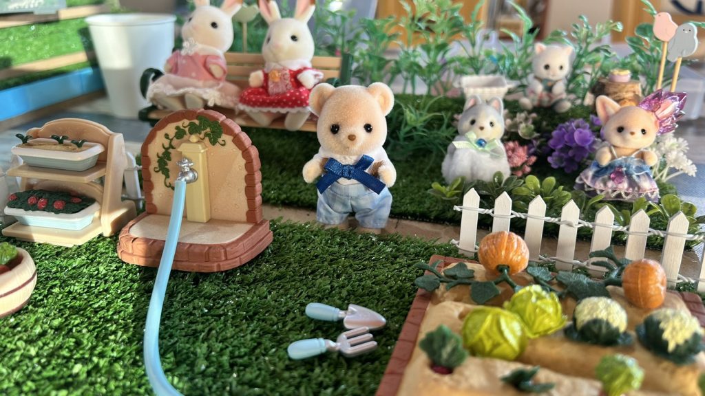 小さなお庭に本気出しました🌿続・シルバニア